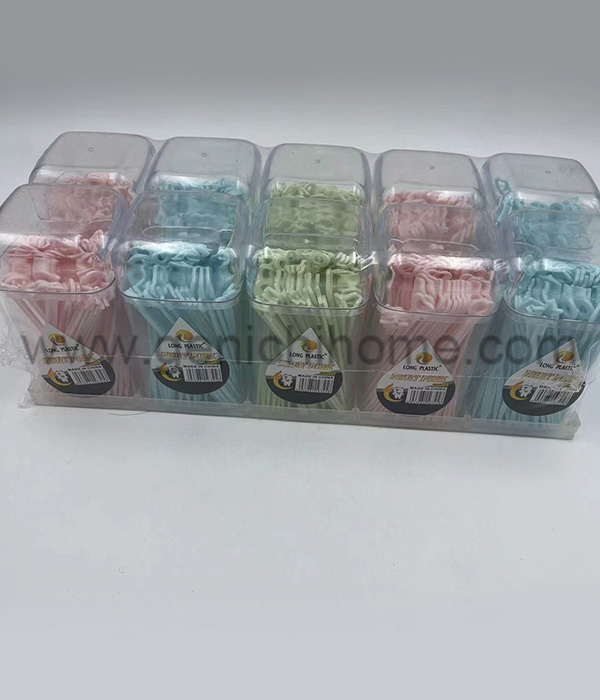 Farvet plastikfrugtspyd